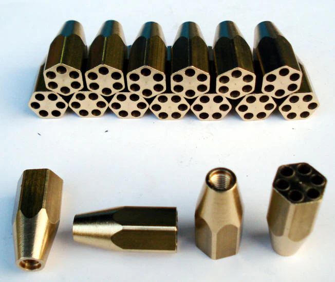 6-Hole Brass Cluster Base - Image 3