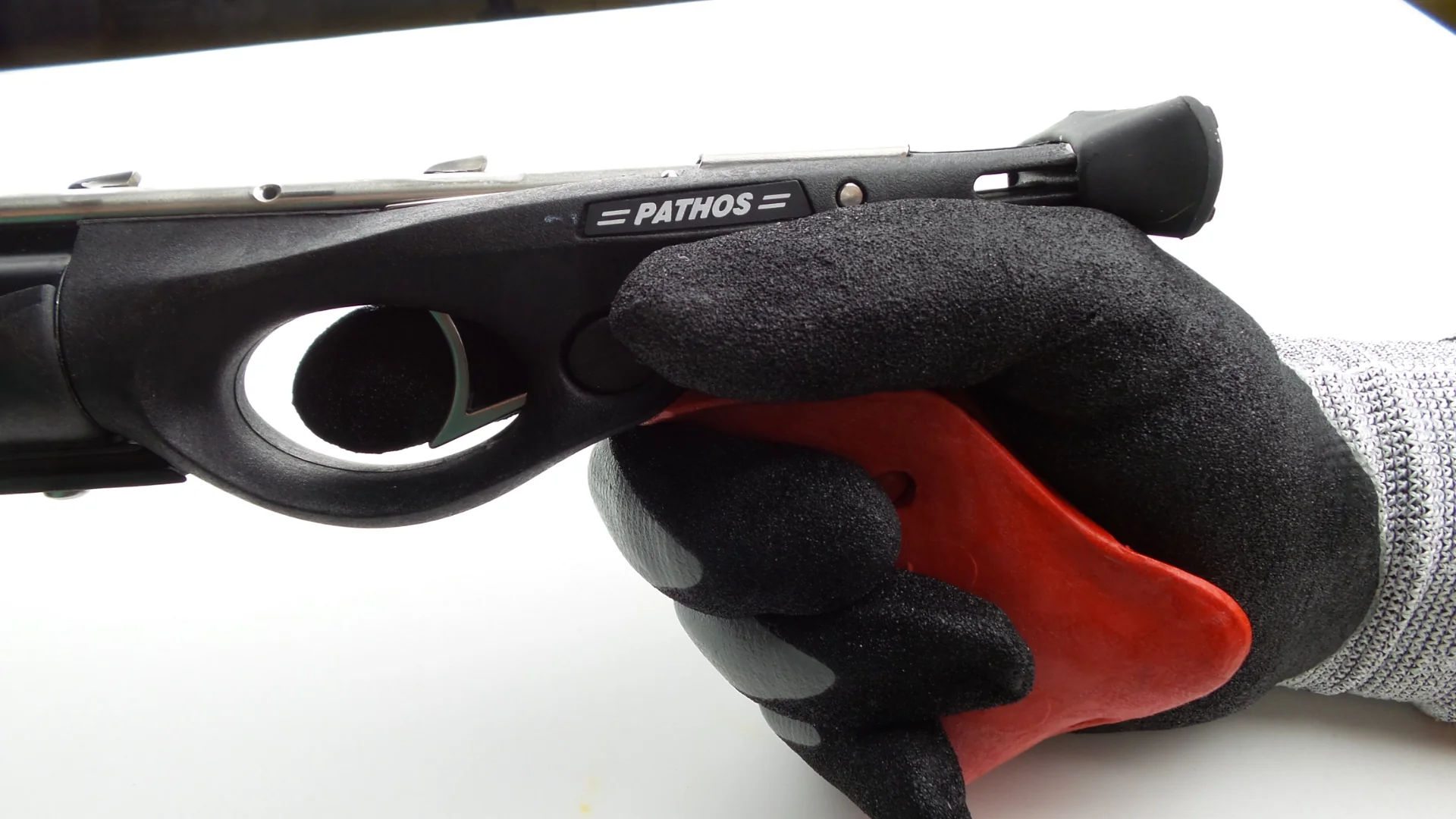 OBD Grit Grip Anti-Cut Gloves - Image 4