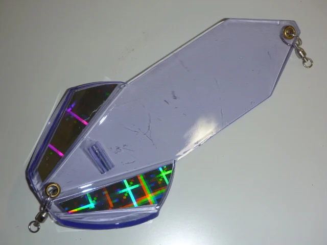 OBD Spinning Flasher  20cm (8") Holographic Plain UV Blue - Image 5